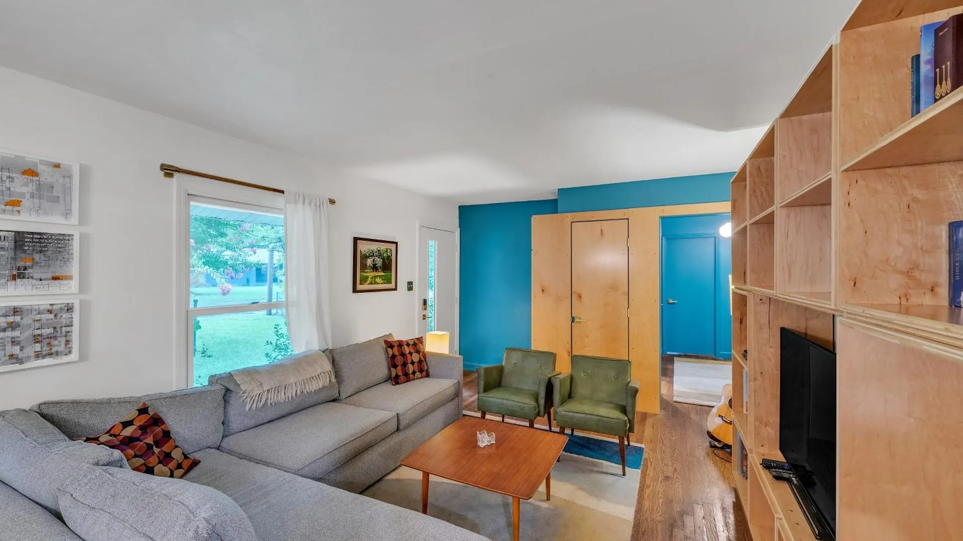 Charming Mid-Century Modern Home In Shannon Park Home Charlotte 0*,